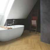 Виниловая плитка клеевая Quick-Step Pristine Herringbone Fall oak natural SGHBC20335