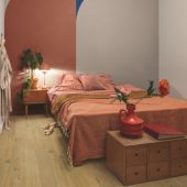 Виниловая плитка Quick-Step Bloom Дуб хлопковый глубокий натуральный AVMPU40203